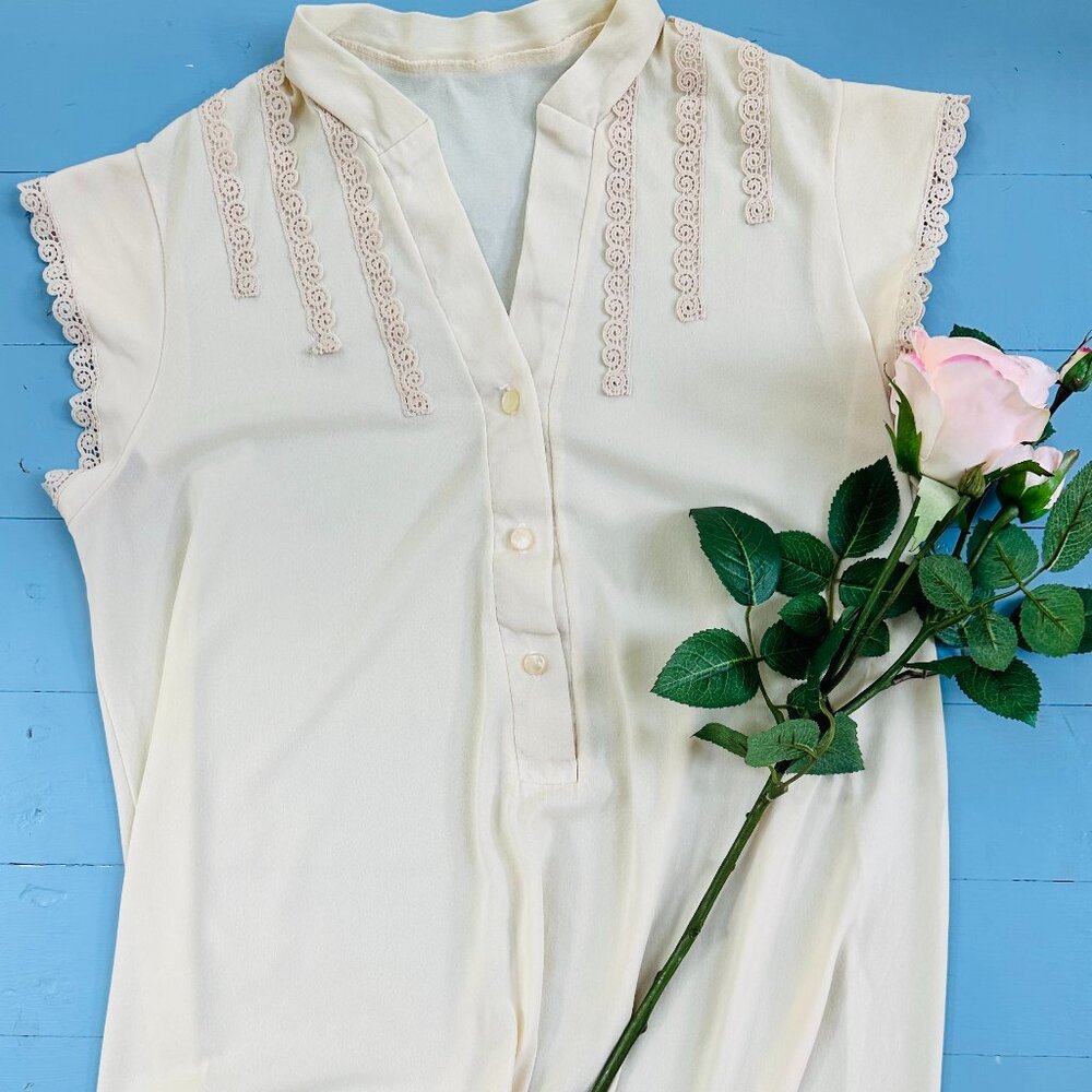 Vintage 1970s Ivory Nylon Maxi Nightgown Lace Trim Cottagecore Small